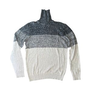 NWT RW&Co men’s thin turtleneck sweater- size M